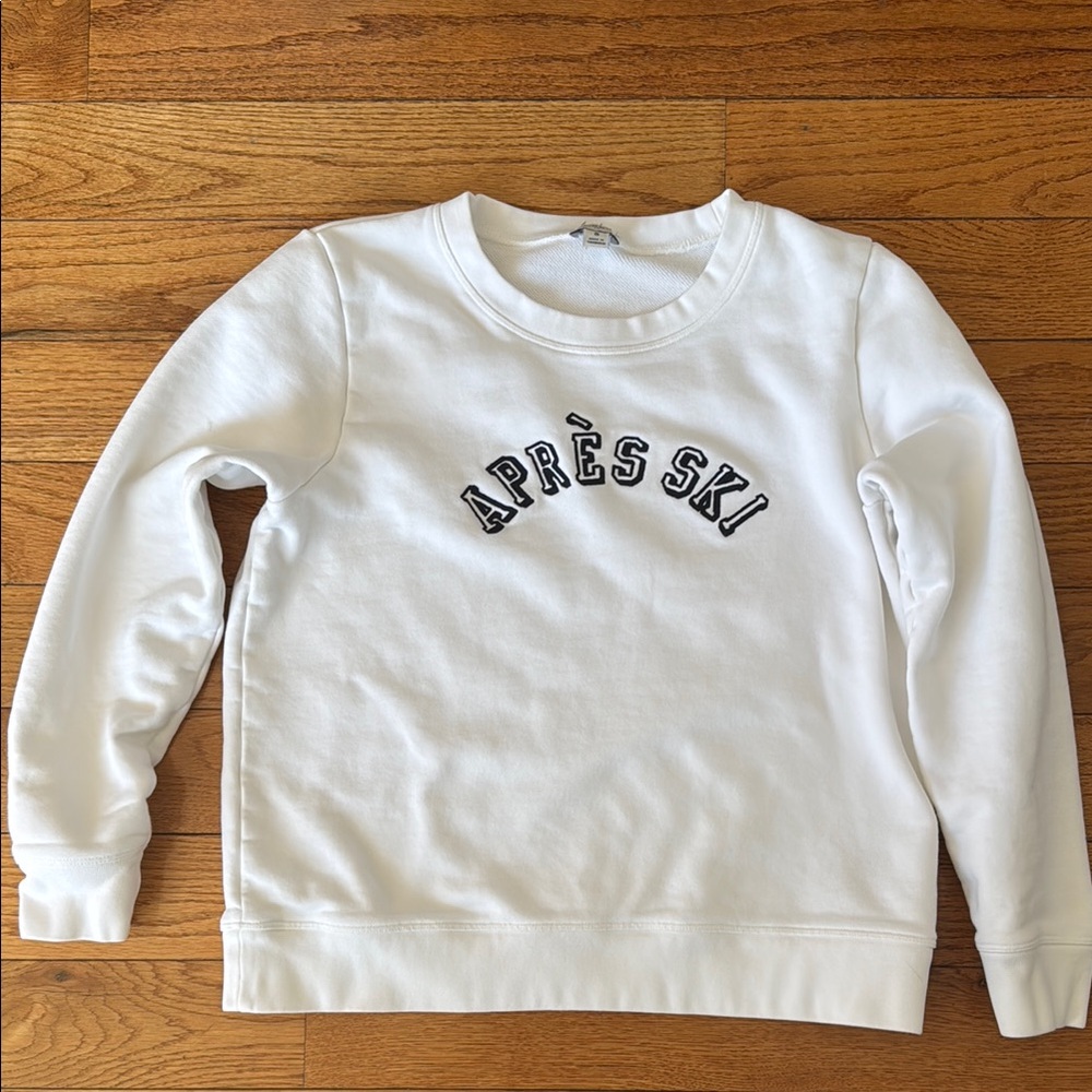 White Après Ski Sweatshirt